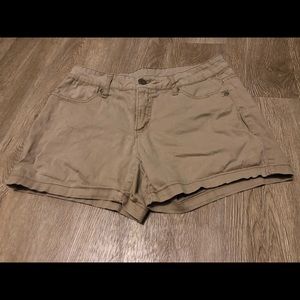 Faded Glory khaki Shorts size 10 summer!